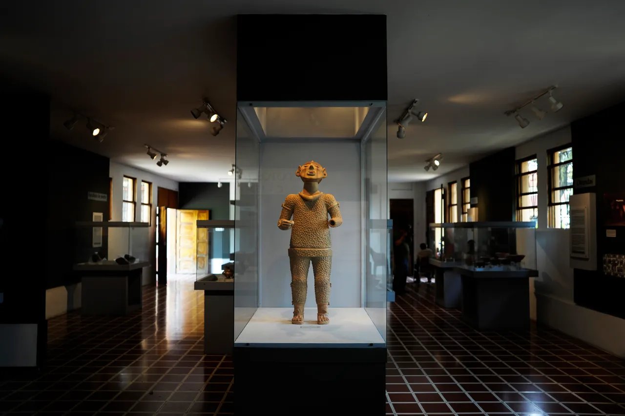 Mexican Archaeologists Unearth Ancient Temple Of Brutal Fertility God ...