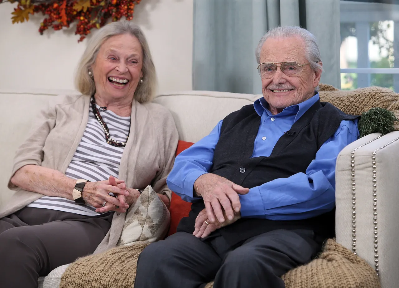 UNIVERSAL CITY, CA - OCTOBER 25: Actress Bonnie Bartlett (L) and husband actor William Daniels visit Hallmark's "Home & Family" at Universal Studios Hollywood on October 25, 2017 in Universal City, California. (Photo by David Livingston/Getty Images)