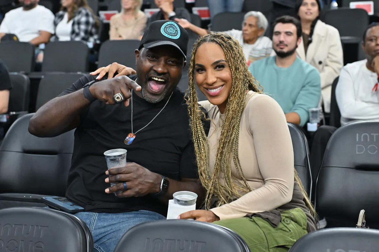 INGLEWOOD, CALIFORNIA - OCTOBER 14: Marcellus Wiley and Annemarie Wiley attend a basketball game between the LA Clippers and the Dallas Mavericks at Intuit Dome on October 14, 2024 in Inglewood, California. NOTE TO USER: User expressly acknowledges and agrees that, by downloading and or using this photograph, User is consenting to the terms and conditions of the Getty Images License Agreement. (Photo by Allen Berezovsky/Getty Images)