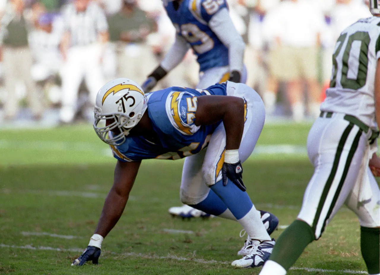 SAN DIEGO, CA - CIRCA 2002:Marcellus Wiley of the San Diego Chargers against the New York Jets at Jack Murphy Stadium circa 2002 in San Diego,California. (Photo by Owen C. Shaw/Getty Images)