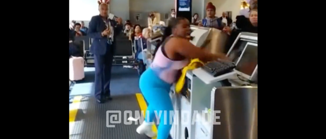 Watch Woman Go Scorched Earth After Reportedly Losing Her Kids In Airport