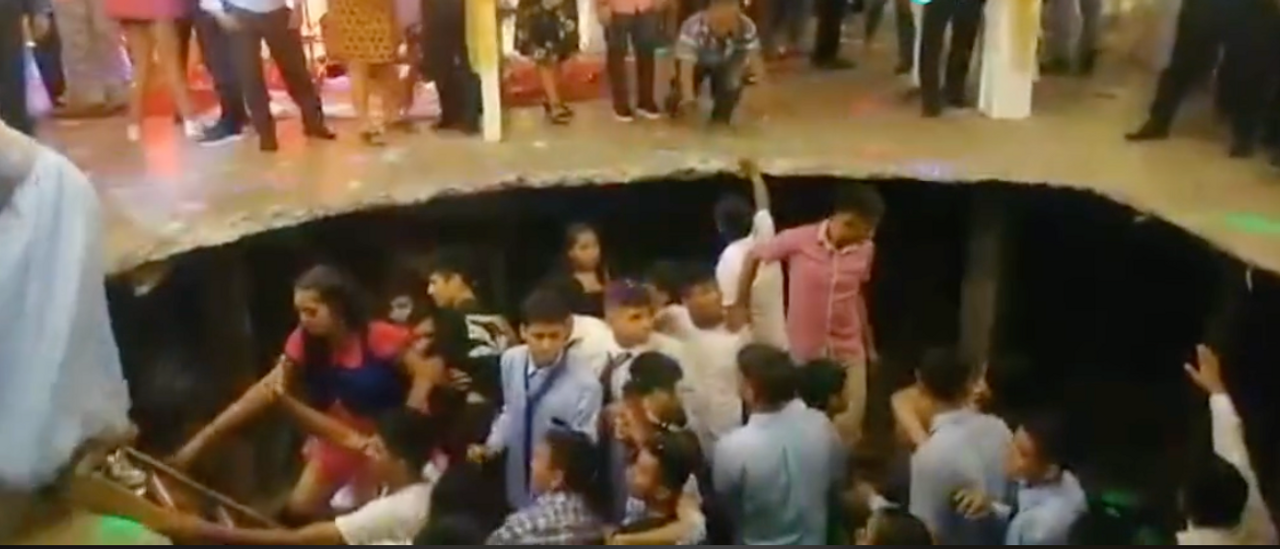 Peruvian Graduation Dance Party Ends Abruptly After Sinkhole Swallows Up 25 Students
