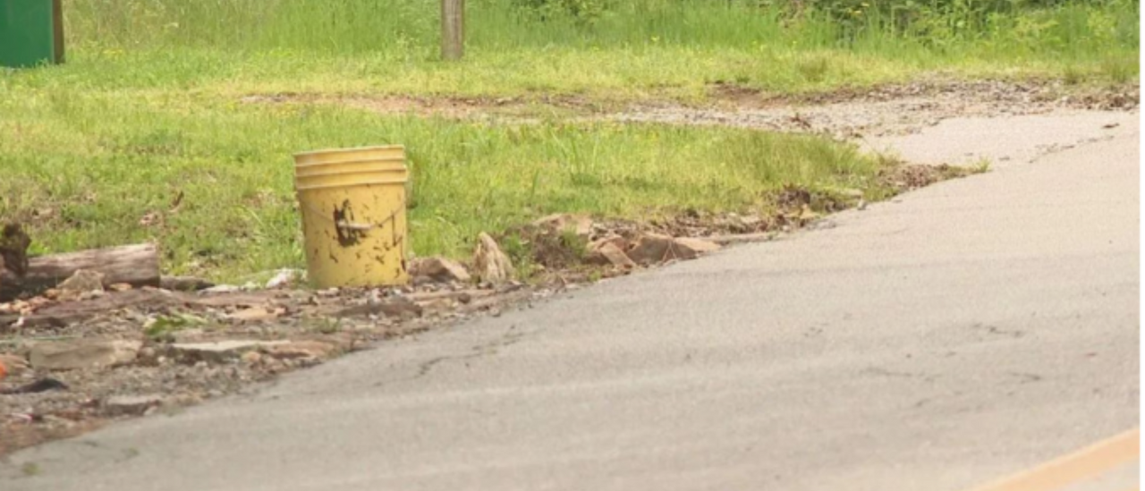 Woman Says Neighbors Have Been Pooping In Buckets And Dumping Them In Yard For 3 Years