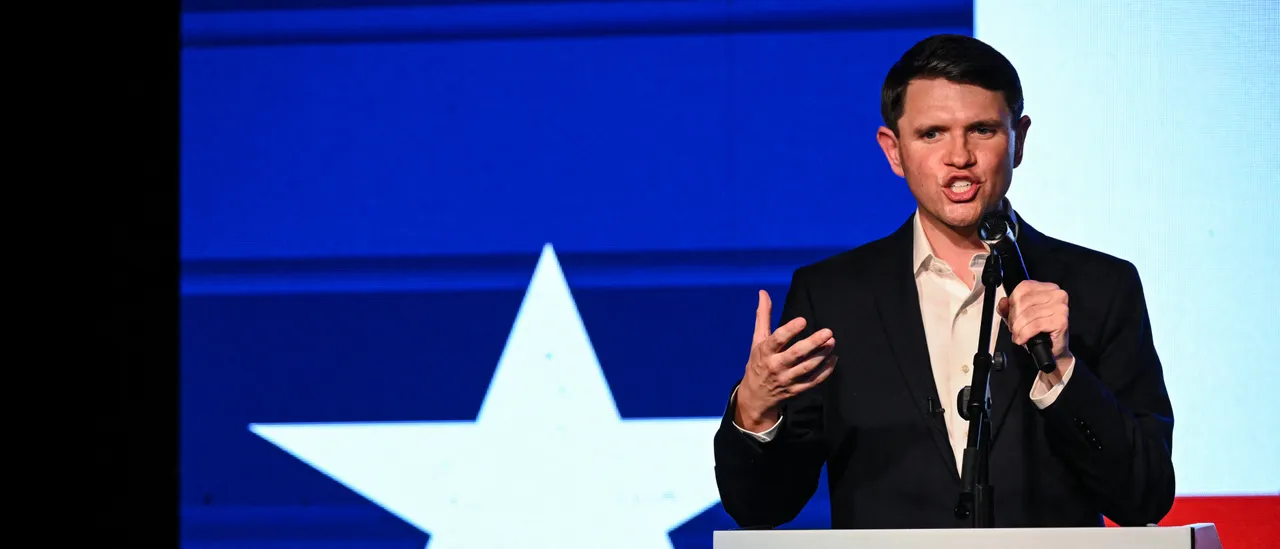 James Talarico Says Billionaires Are ‘Destroying’ Country. Parades Around With One Anyway.