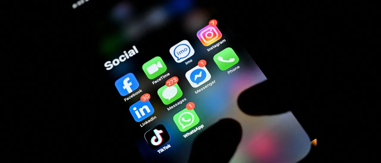 More Americans Relying On AI, Social Media For Medical Advice Than Ever
