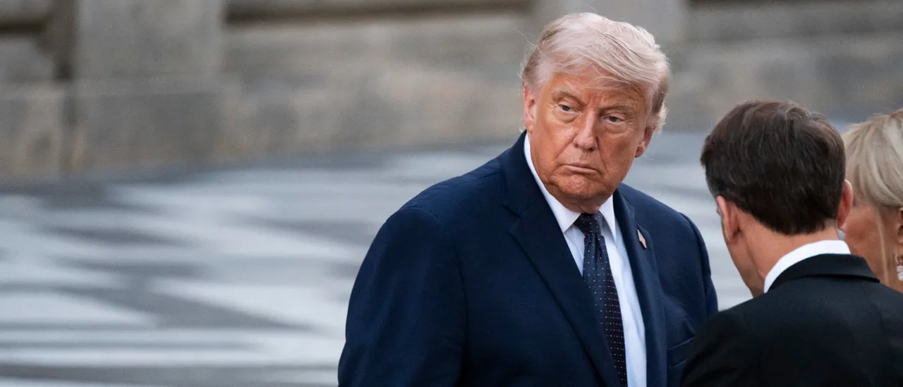 Editor Daily Rundown: Trump Signs Iran Memorandum In France