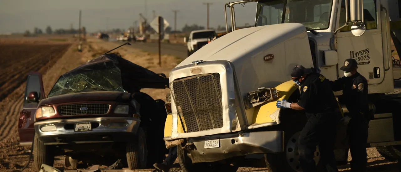 Illegal Immigrant Trucker Who Killed 3 In Crash Gets Less Than 5 Years In Prison