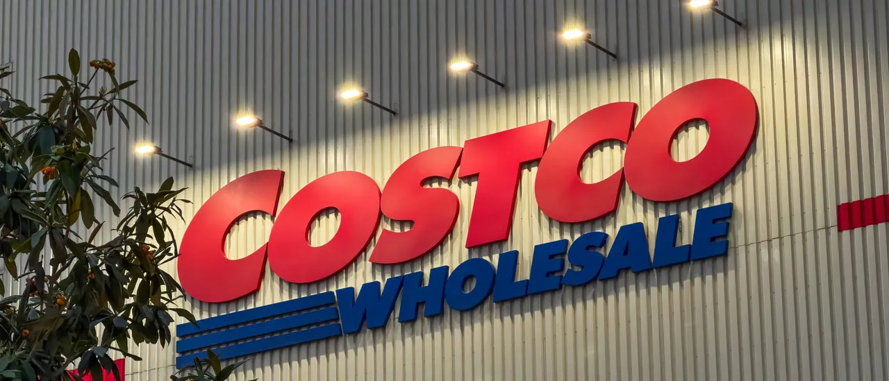 Costco Shows That You Can Build A Thriving Business With One Simple Trick (Pay Your Workers)