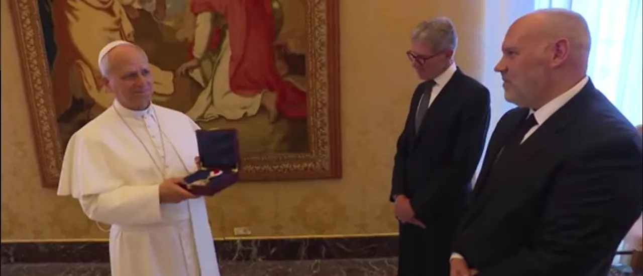 First US-Born Pope Champions America’s Founding During Award By National Constitution Center