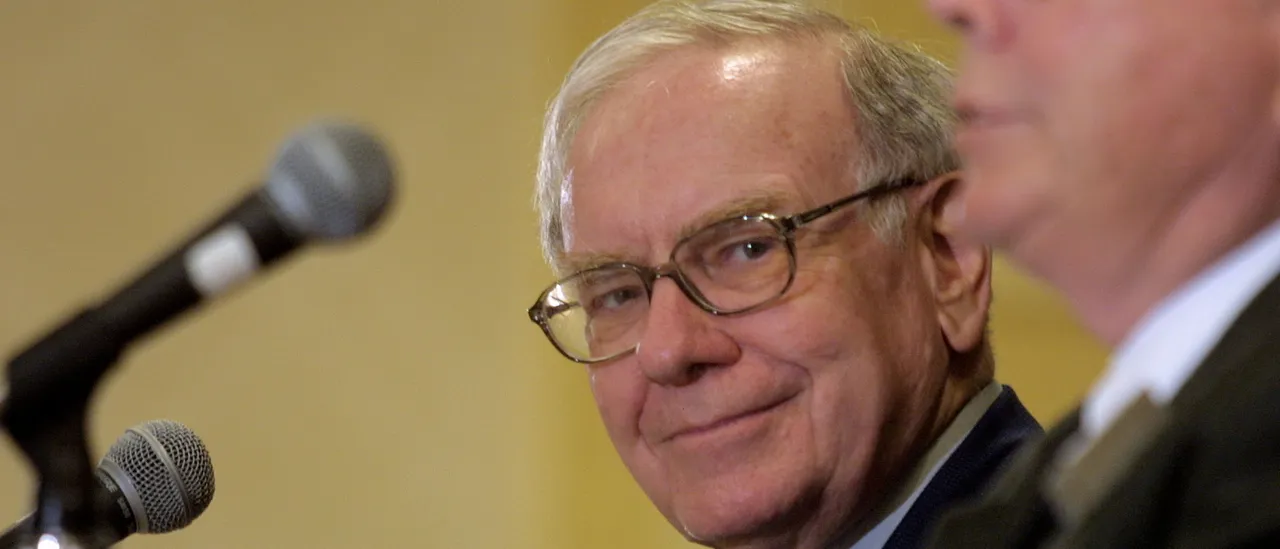 MR. RIGHT: Why Warren Buffett Never Left Home