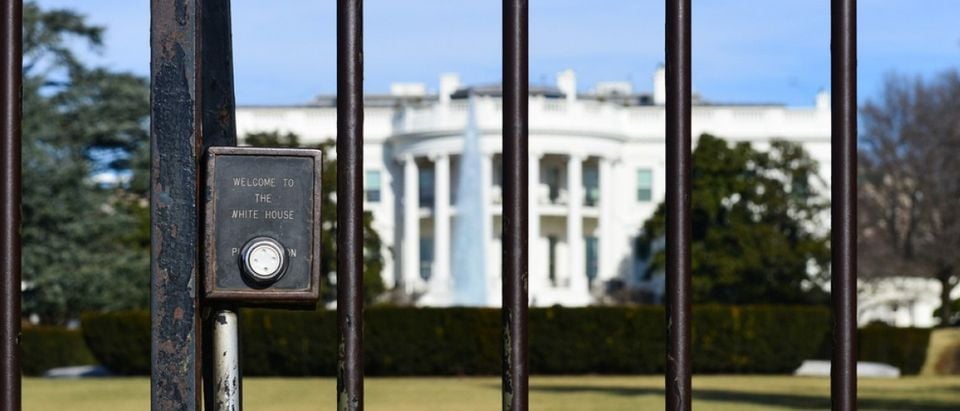 White House Fence. (Credit: Orhan Cam/Shuttershock)
