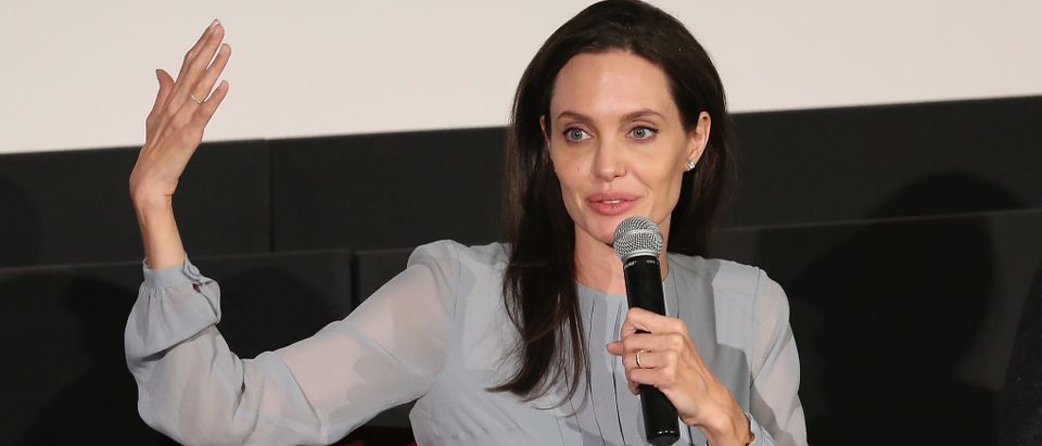 Angelina Jolie Has A Message For Donald Trump That He Won't Like [VIDEO]