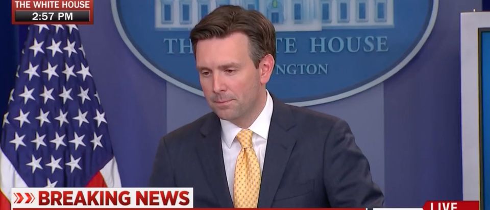 White House: FBI Investigation Into Hillary Is 'Criminal' [VIDEO].mp4