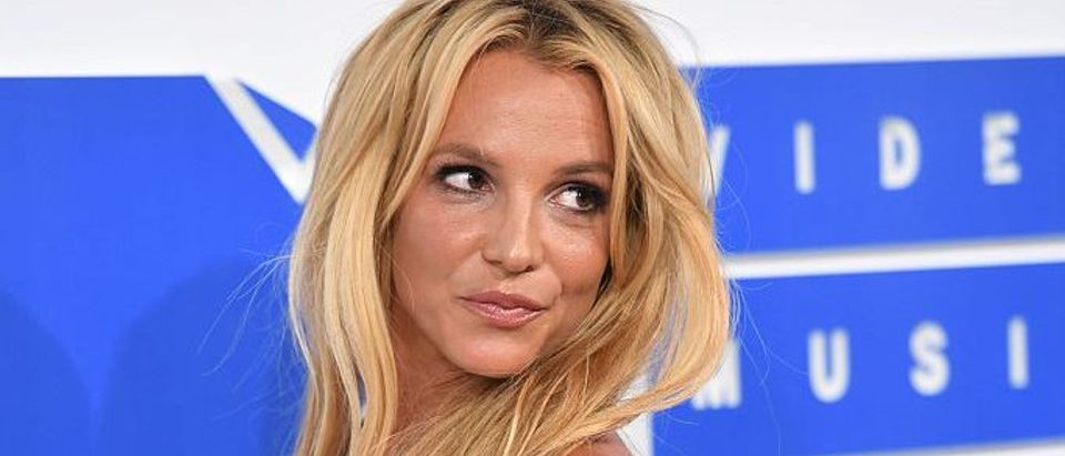 Singer Britney Spears arrives for the 2016 MTV Video Music Awards August 28, 2016 at Madison Square Garden in New York