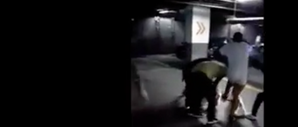 Assault During Charlotte Riots (Facebook video Screen capture Leonard Bennett)