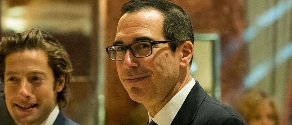 Steve Mnuchin, national finance chairman for the Trump campaign, arrive at Trump Tower, November 29, 2016 in New York City. (Photo by Drew Angerer/Getty Images)
