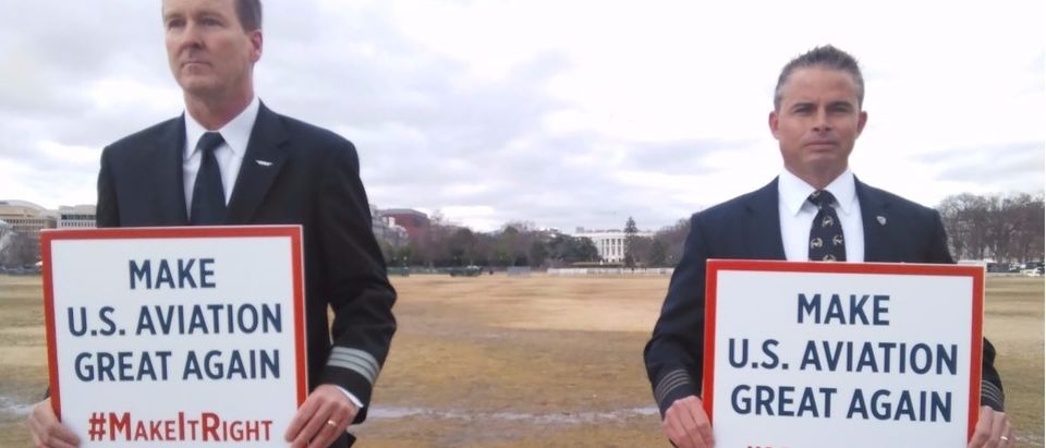 Pilots rally outside White House in Jan. 2017. Ted Goodman/TheDCNF