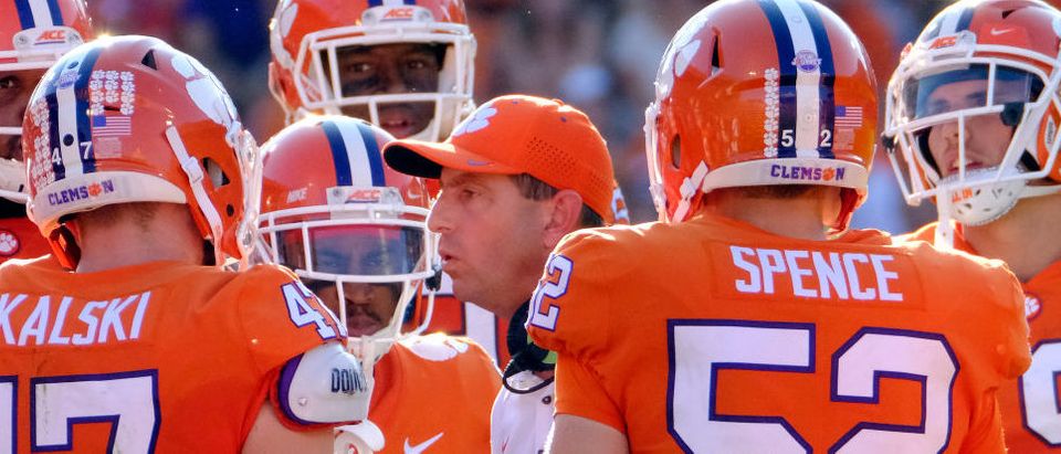 Head Coach Dabo Swinney givnig his team some motivation during a game. (Photo Credit/Getty Images)