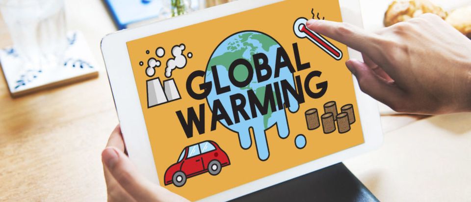 Global Warming | President Donald Trump’s chief of staff killed EPA chief Scott Pruitt’s idea to publicly debate the merits and demerits of man-made global warming, Source: Rawpixel.com/Shutterstock