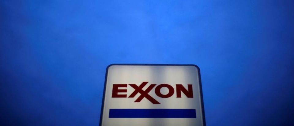 FILE PHOTO: An Exxon sign is seen at a gas station in the Chicago suburb of Norridge, Illinois, U.S., October 27, 2016. REUTERS/Jim Young/File Photo