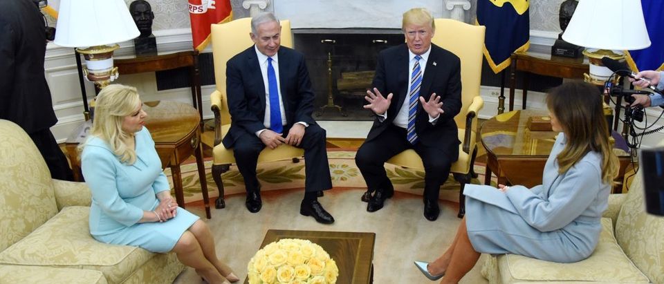 President And Mrs Trump Welcome Israeli PM Netanyahu To White House