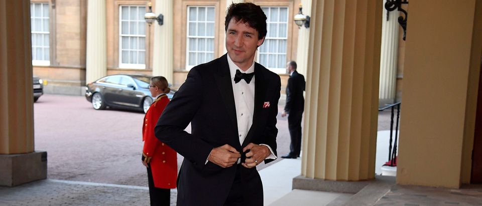 Canada's Prime Minister Justin Trudeau arrives for The Queen's Dinner during the Commonwealth Heads of Government Meeting at Buckingham Palace in London, Britain, April 19, 2018. REUTERS/Toby Melville/Pool