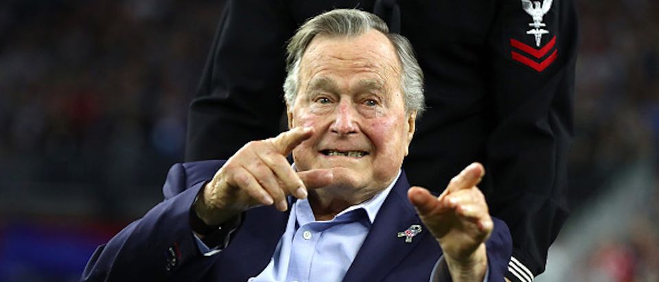 HOUSTON, TX - FEBRUARY 05: President George H.W. Bush arrives for the coin toss prior to Super Bowl 51 between the Atlanta Falcons and the New England Patriots at NRG Stadium on February 5, 2017 in Houston, Texas. (Photo by Al Bello/Getty Images)
