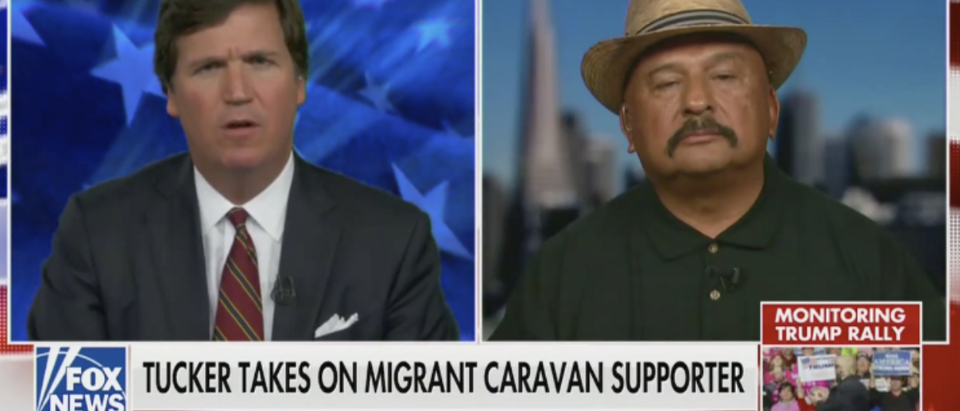 Tucker Carlson and Roberto Hernandez (Fox News 10/26/2018)
