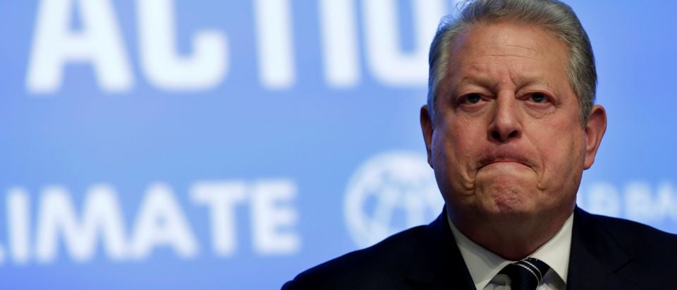 Former U.S. Vice President Al Gore attends Unlocking Financing for Climate Action session during the IMF/World Bank spring meetings in Washington, U.S., April 21, 2017. REUTERS/Yuri Gripas