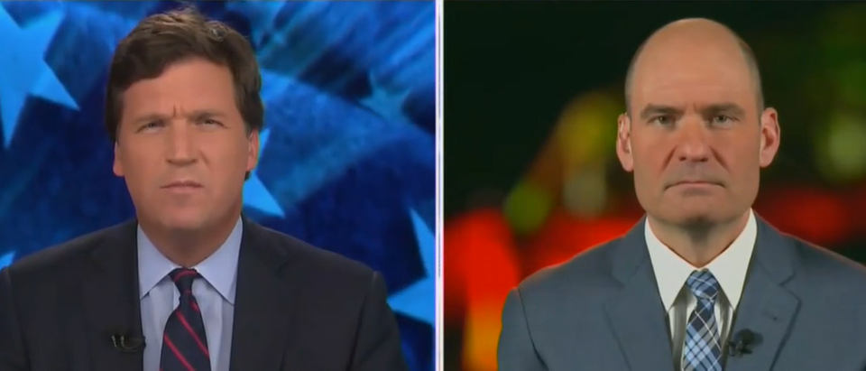 Tucker Carlson discusses wall with Chris Hahn (Fox News screengrab)