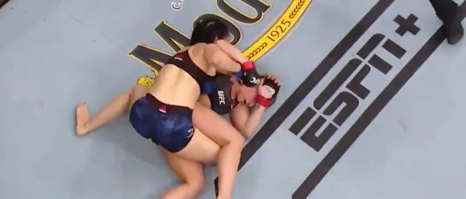 Paige VanZant (Credit: Screenshot/Twitter Video UFC)