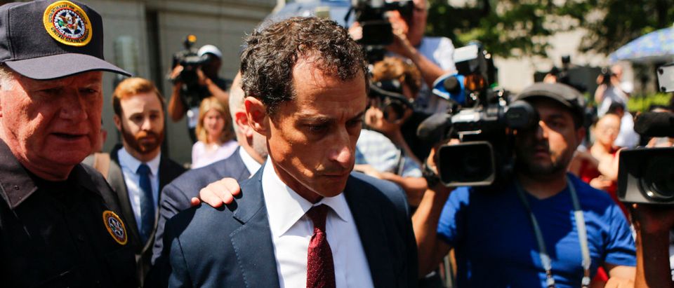 Weiner Out Disgraced Ex Pol Leaves Jail For Halfway House The Daily