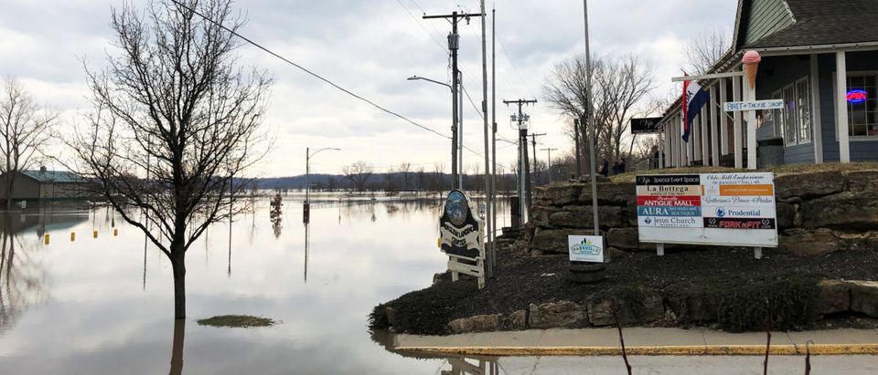 Flood water from Missouri River is seen in downtown Parkville, Missouri, U.S., March 23, 2019. Picture taken on March 23, 2019. REUTERS/Karen Dillon