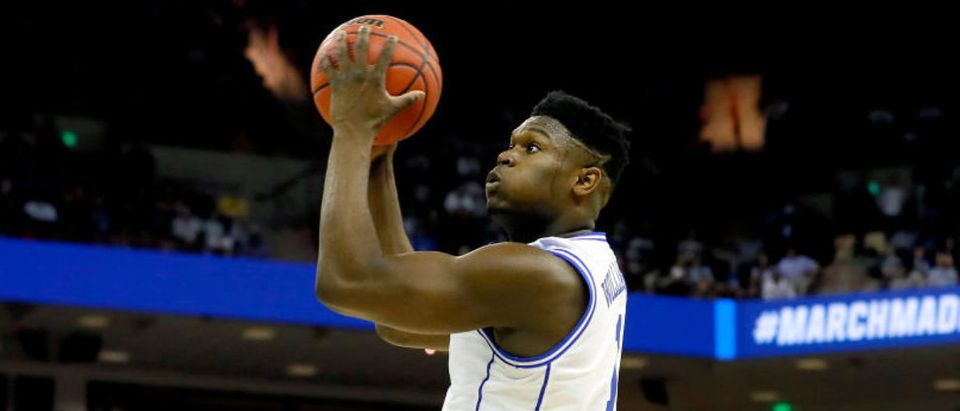 Judge Rules Zion Williamson Must Answer Duke Eligibility And Illegal Benefit Questions The 