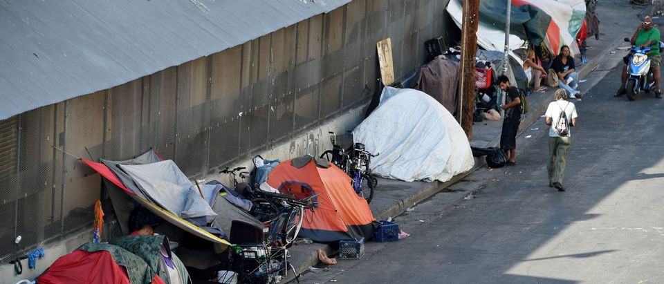 Tens are placed along Skid Row is seen in Los Angles on September 23, 2015. Los Angeles elected officials this week declared a homelessness "state of emergency" and pledged $100 million in funding to tackle the crisis. (Photo credit should read ROBYN BECK/AFP/Getty Images)