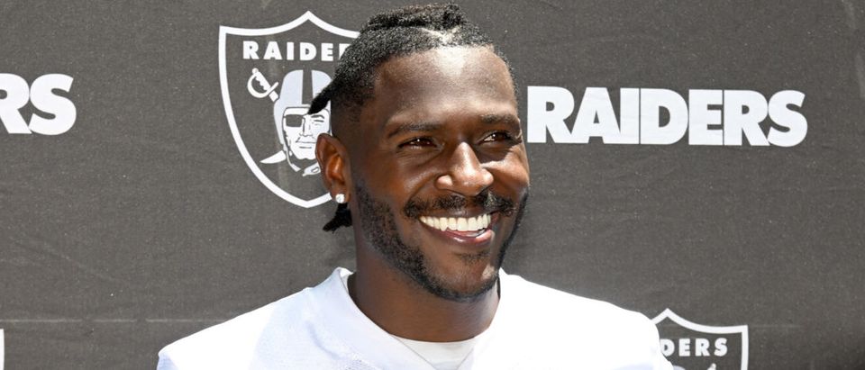 Ben Roethlisberger said he 'ruined a friendship' with Antonio Brown who  fires back they were 'never friends', adding 'shut up already' - Silver And  Black Pride