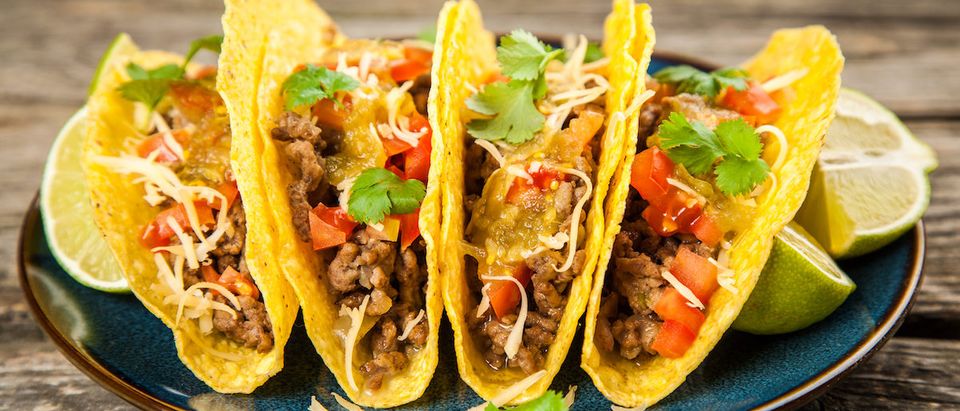 =Tacos (Photo: Shutterstock/ By George Dolgikh)