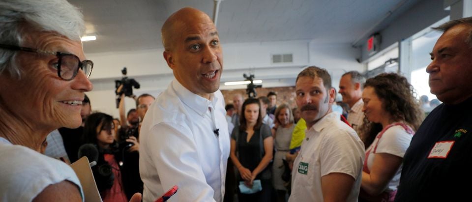 Democratic 2020 U.S. presidential candidate and U.S. Senator Cory Booker (D-NJ) arrives for a campaign stop in Manchester, New Hampshire, U.S., July 13, 2019. REUTERS/Brian Snyder