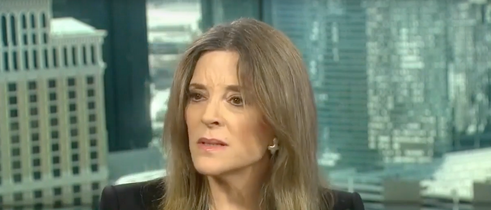 Marianne Williamson caught on a hot mic complaining about Democrats. (Screenshot Sinclair's America This Week)