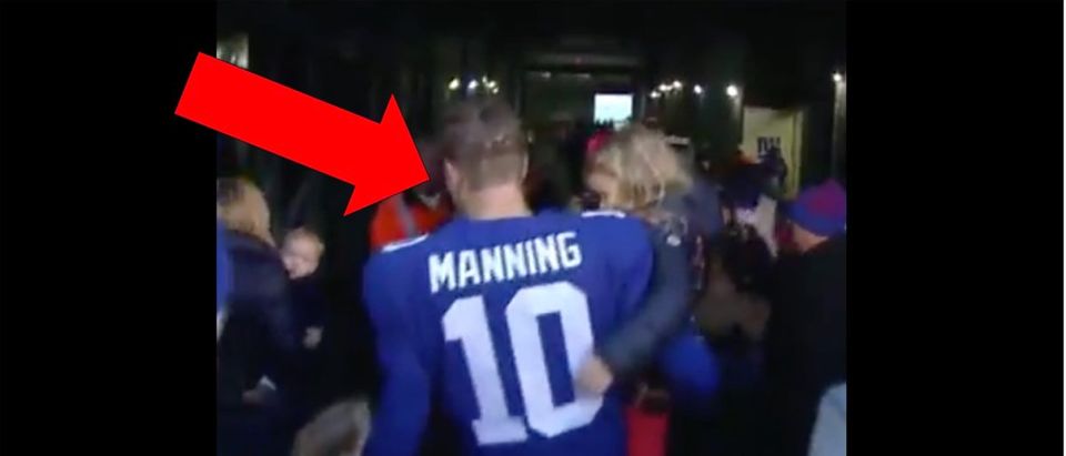 Eli Manning (Credit: Screenshot/Twitter Video https://twitter.com/NFLonCBS/status/1206327501036957697)