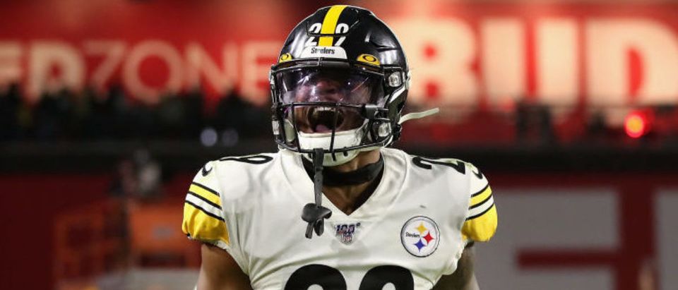 Steelers Release Kameron Kelly After Being Arrested for 