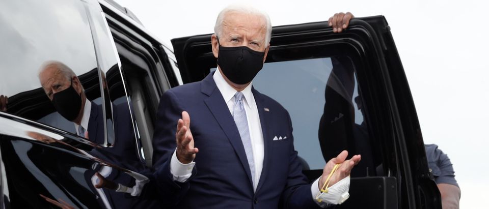 NEW CASTLE, DELAWARE - AUGUST 31: Democratic presidential candidate former Vice President Joe Biden gestures as he arrives at New Castle Airport on August 31, 2020 in New Castle, Delaware. Biden is traveling to Pittsburgh today and will speak on the protests against racism and police violence in Kenosha, Wisconsin and Portland, Oregon. (Photo by Alex Wong/Getty Images)