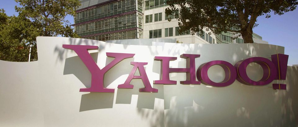 The entrance of Yahoo headquarters in Sunnyvale, California is seen in this 20 August 2005 photo.Internet giant Yahoo announced plans 11 October, 2005 to include "blogs" on all its news searches, giving a major boost to the personal journals that aim to compete with traditional journalism (Photo credit should read Hector Mata/AFP via Getty Images)