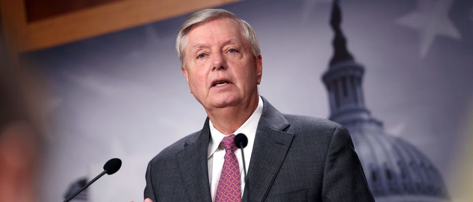 Sen. Graham, Rep. Waltz Call On Biden To Recognize Afghan Rebels Organizing Against Taliban