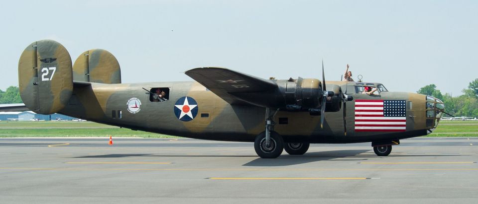 US-FEATURE-WW2-AIRCRAFT