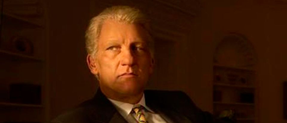 Impeachment: American Crime Story -- Pictured: Clive Owen as Bill Clinton. CR. Kurt Iswarienko/FX