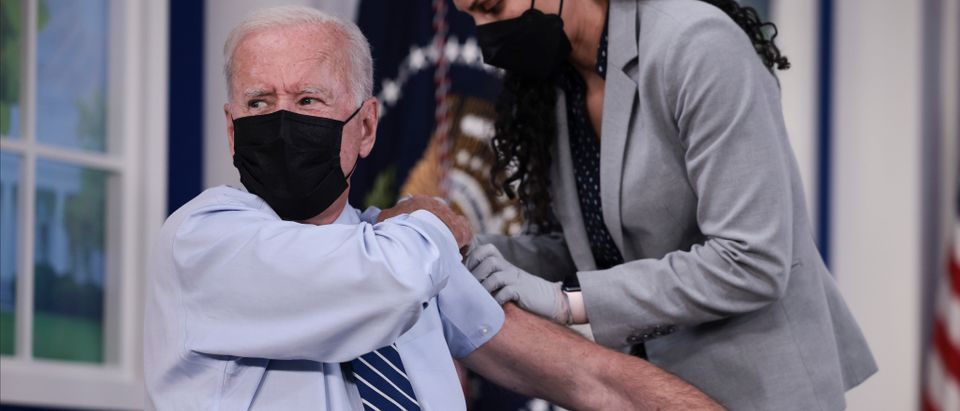 Medical Experts Are Unsure Why Biden Thinks 98% Of Americans Need To Be Vaccinated