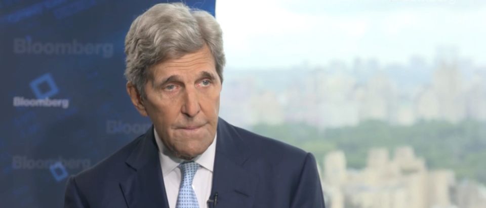 Sep.22 -- John Kerry, the U.S. special presidential envoy for climate, says China needs to cut greenhouse gas emissions faster. He also talks about President Joe Biden's pledge to spend billions on fighting climate change. He speaks to Bloomberg's David Westin.