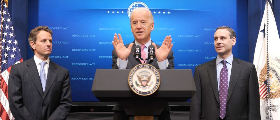 US Vice President Joe Biden (C) with Sec