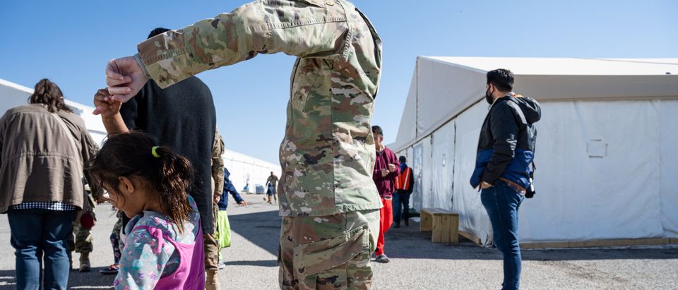 Holloman Air Force Base In New Mexico Houses 4500 Afghan Refugees